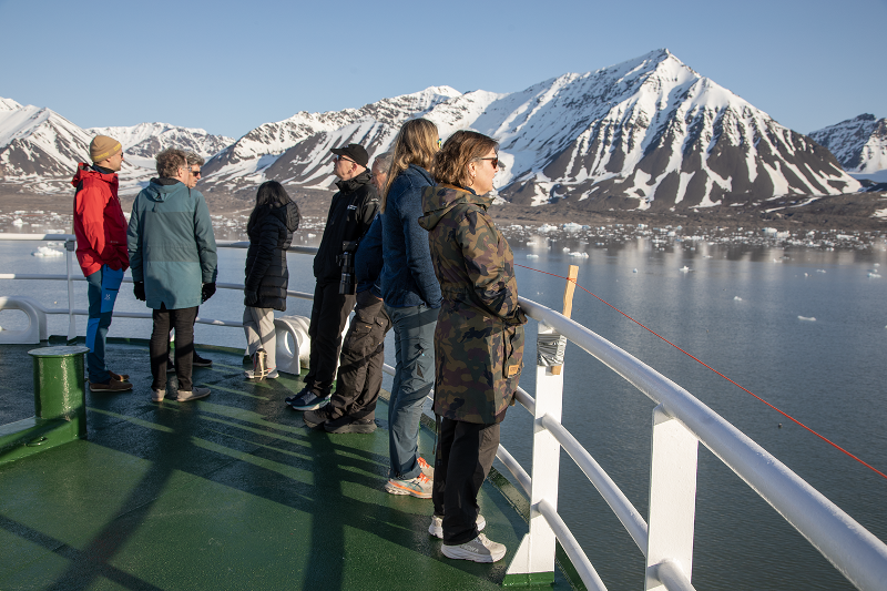 Deltakerne fikk mange spektakulære opplevelser på Svalbard i forbindelse med Outreach-toktet. Her i Kongsfjorden vest på Spitsbergen. 